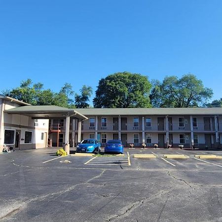 First Western Inn Caseyville Buitenkant foto