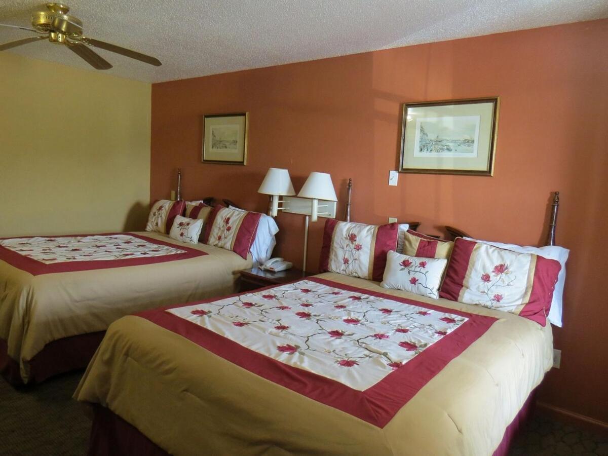 First Western Inn Caseyville Buitenkant foto